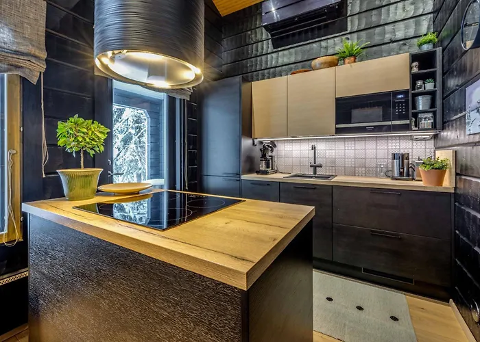 Halla-ukko 3 * Komula