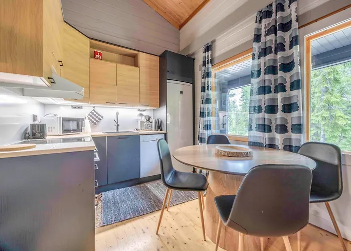 Halla-ukko 3 * Komula